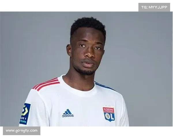 迪奥曼德更换经纪公司，拜仁曼联巴黎竞逐葡萄牙体育后卫